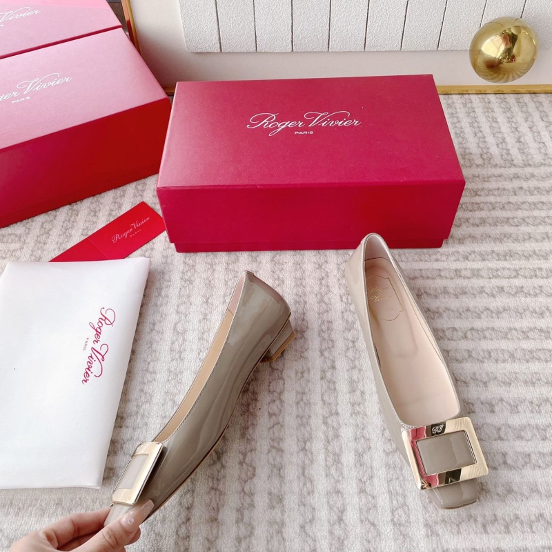 roger u1u1er flat shoes